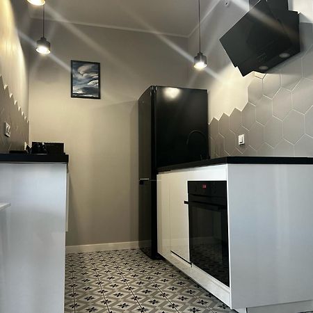 Luksusowy Apartament Z Parkingiem I Klimatyzacja W Samym Centrum Wroclawia Luaran gambar