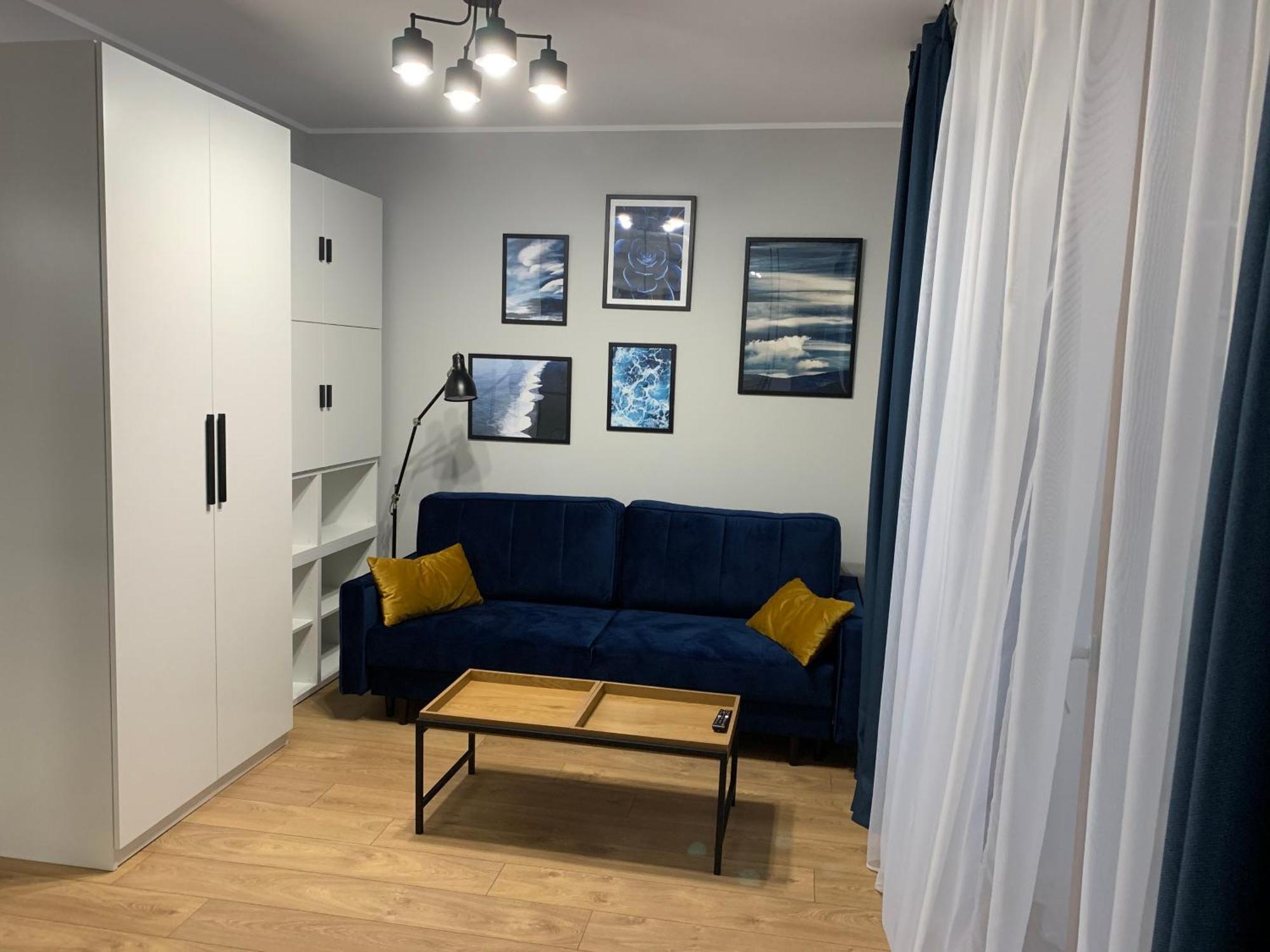 Luksusowy Apartament Z Parkingiem I Klimatyzacja W Samym Centrum Wroclawia Luaran gambar